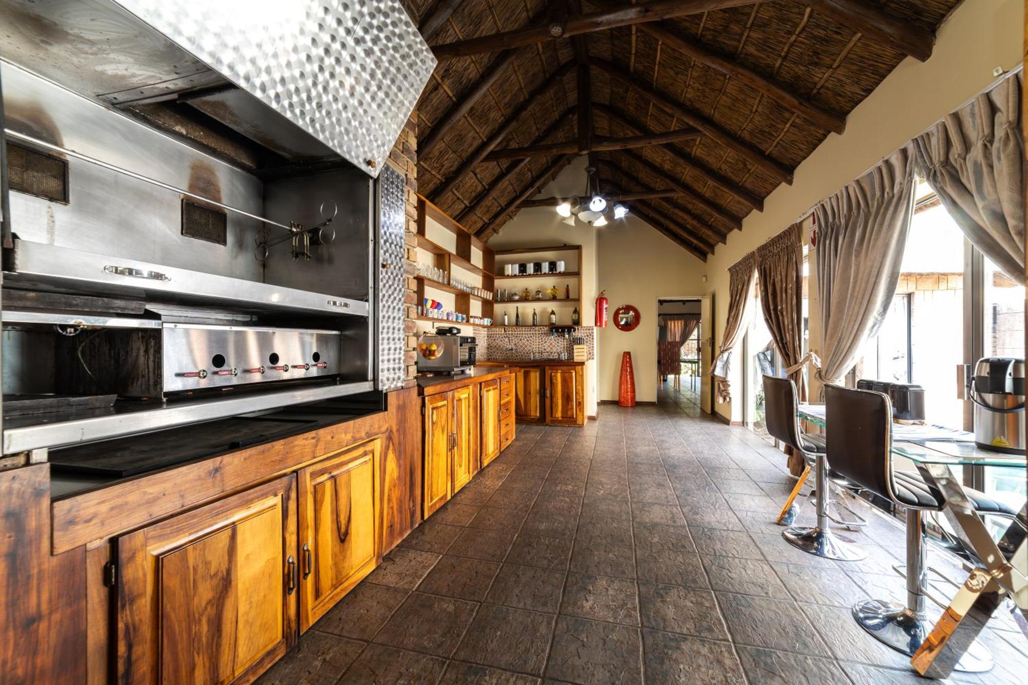 Thatch Haven Guesthouse Centurion Exterior foto